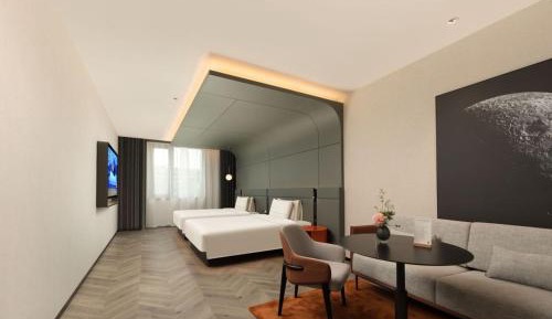 Premier Twin Room