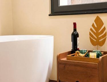Deluxe Double Room with Bath