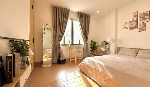Apartment with City View