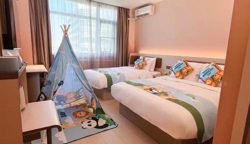 Parent Child Room