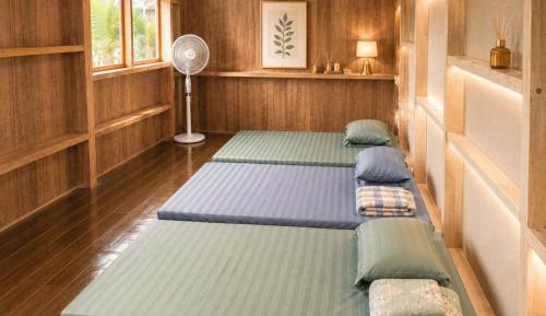 One-Bedroom Bungalow