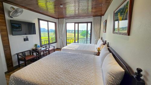 Family Room with Balcony