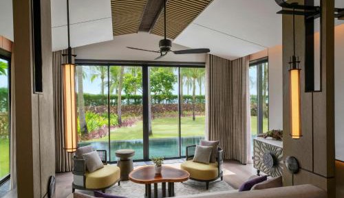 Four-Bedroom Oceanfront Villa with Private Pool
