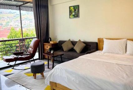 Double Room with Mountain View