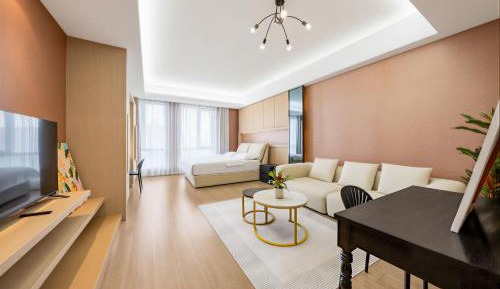 Studio Apartment with Queen Bed