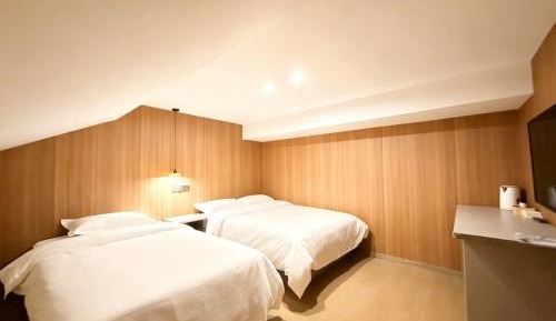 Deluxe Double Room with Two Double Beds