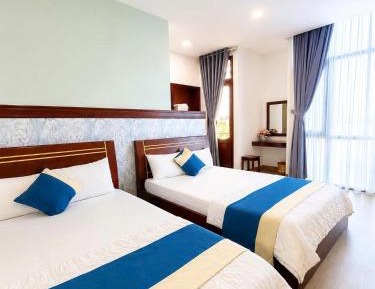 Quadruple Room with Balcony