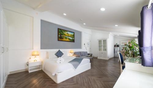 Deluxe Family Room