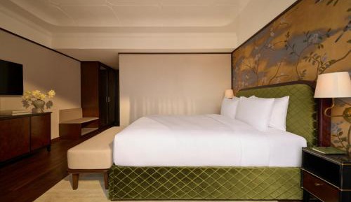 Premium Queen Room