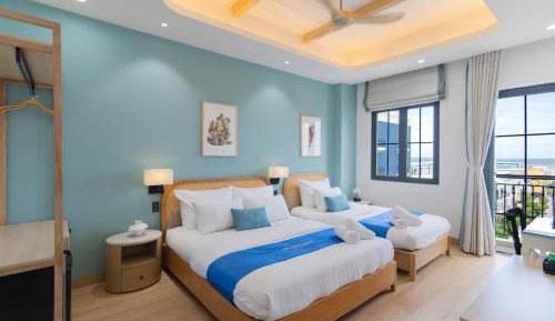 Family Room with Sea View