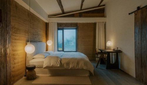 Double Room with Mountain View