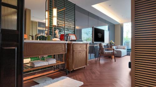Premium Double Room with Two Double Beds and River View