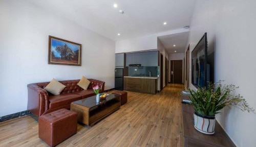 Two-Bedroom Apartment with City View