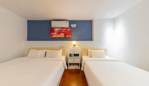 Deluxe Family Room