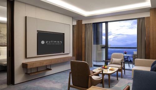 Executive Suite