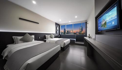 Twin Room with View