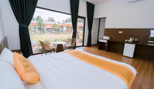 Deluxe King Room