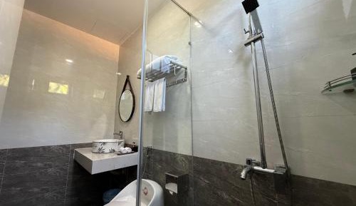 Deluxe Double or Twin Room with Pool Access