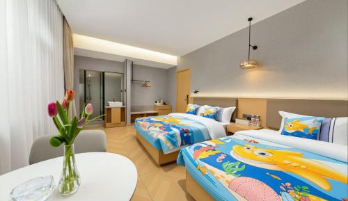 Family Room with Private Bathroom