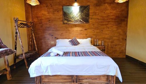 King Room with Mountain View