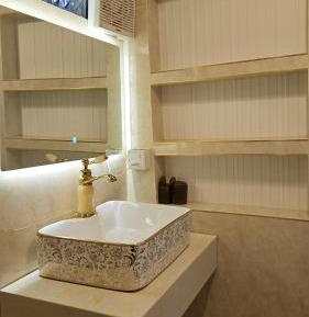 One-Bedroom Family Apartment