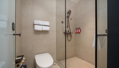 Super Suite