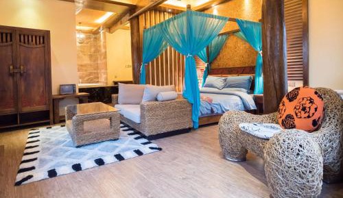 Deluxe Double Room with Bath