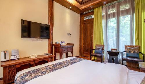 Twin Room with Bathroom
