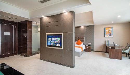 Superior Suite