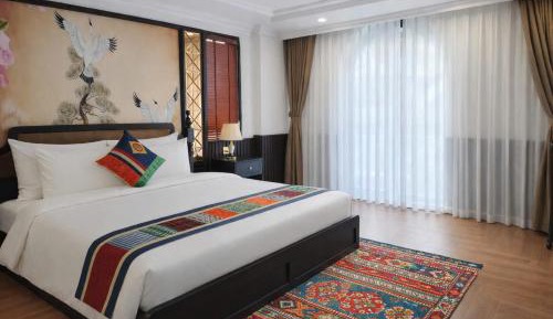 Deluxe Double Room with Balcony