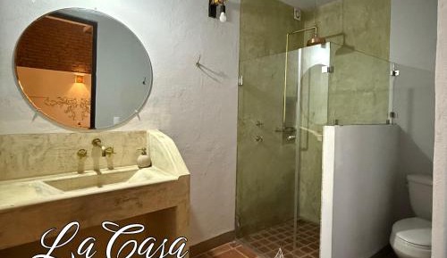 Quadruple Room with Private Bathroom