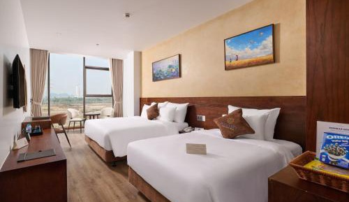 Deluxe Lake View