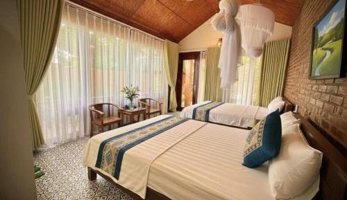 King Room with Lake View