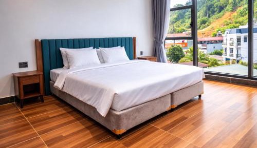 Double Room with Mountain View