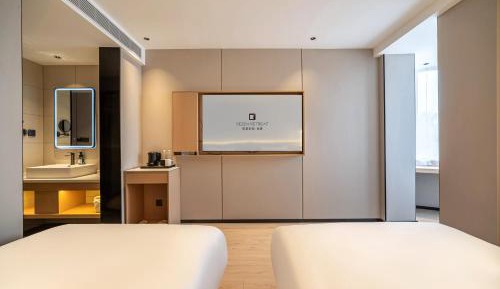 Double or Twin Room with Spa Access