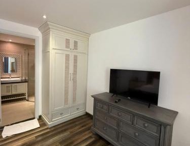 King Room with Balcony