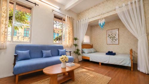 Apartment with City View