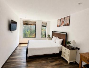 Superior King Room