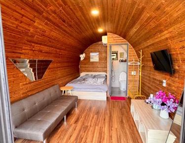 One-Bedroom Villa