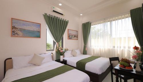 Deluxe Family Room