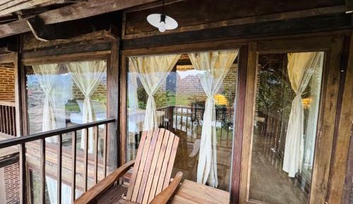 King Room with Balcony