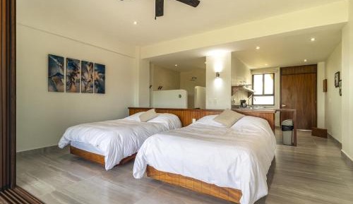 Standard Double Suite