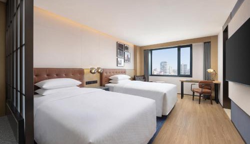 Premier Double Room with Two Double Beds and City View