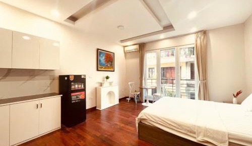 Studio with Balcony