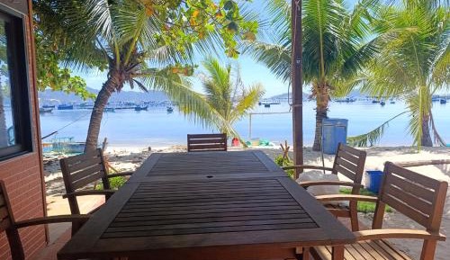 Villa - Beach Front
