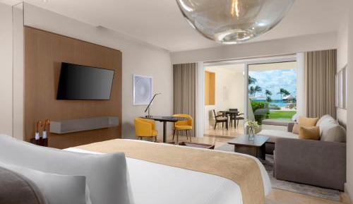 Ambassador Suite Ocean View
