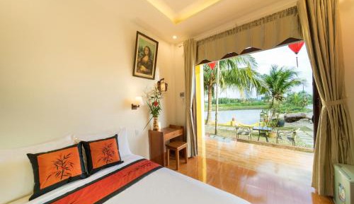 Twin Room with Lake View