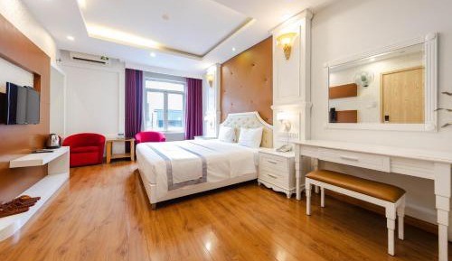 Suite with City View
