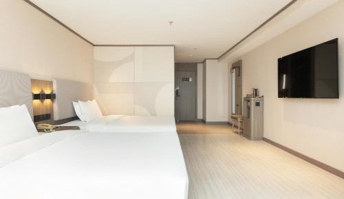 Business Twin Room