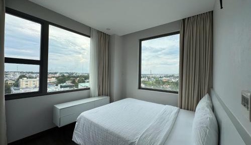 Two-Bedroom Apartment with City View